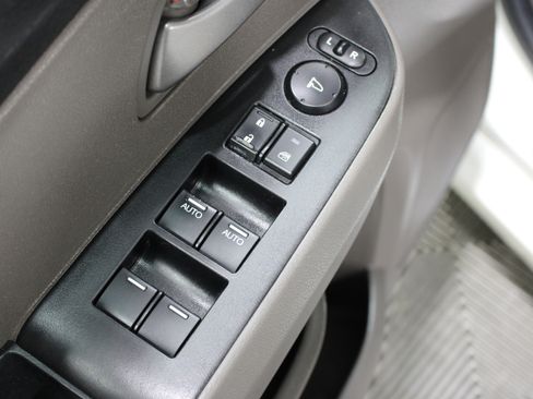 Used 2013 Honda Odyssey Touring image 7
