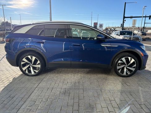 Certified 2021 Volkswagen ID.4 Pro S w/ Gradient Package image 8