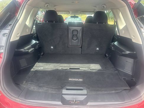 Used 2016 Nissan Rogue S AWD/4WD image 14