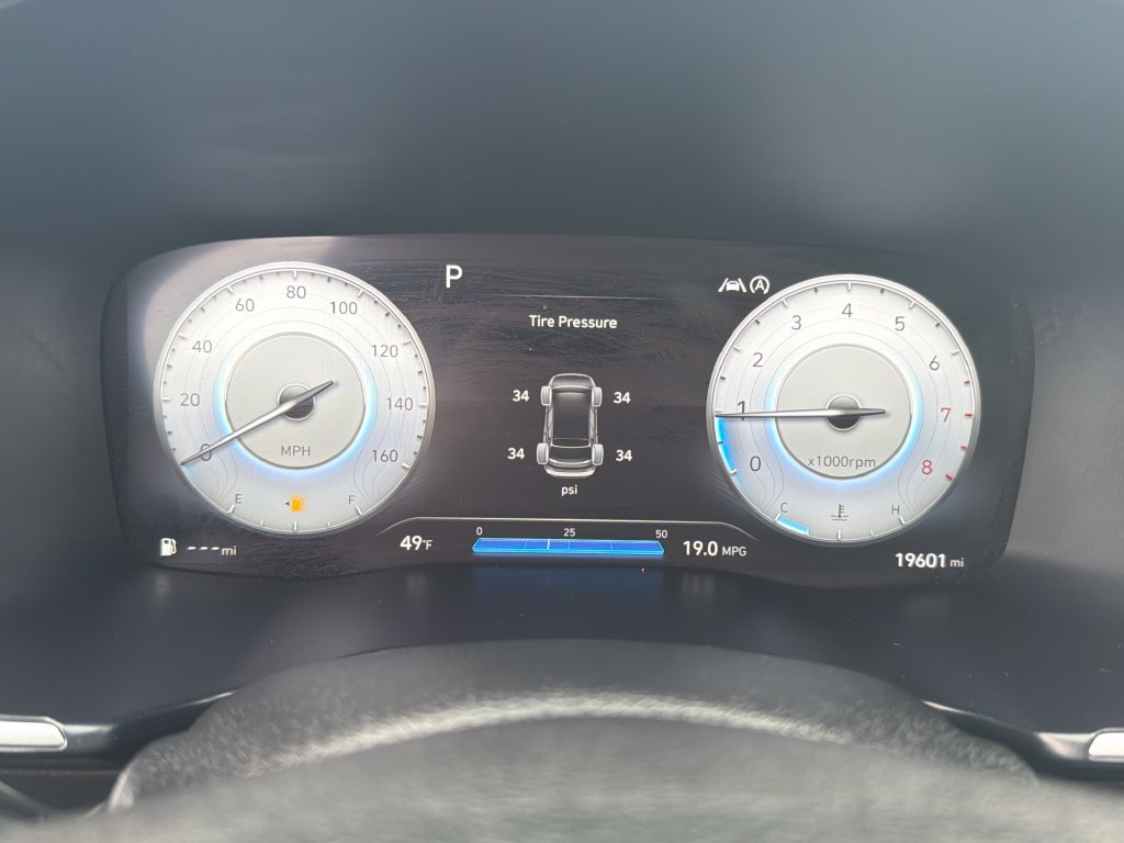 Used 2023 Hyundai Santa Fe SEL w/ Premium Package FWD image 14
