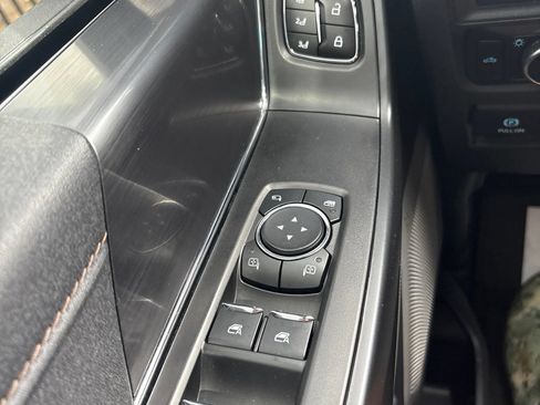 Used 2023 Ford F150 Raptor AWD/4WD image 31