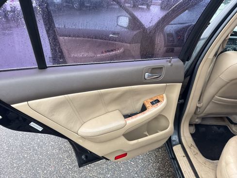 Used 2003 Honda Accord EX image 17