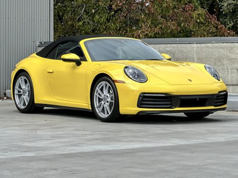 Used 2023 Porsche 911 Carrera image 12