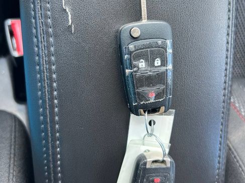 Used 2017 Chevrolet Equinox LS FWD image 25