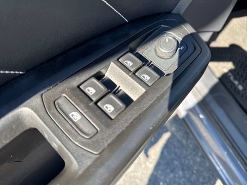 Used 2020 Volkswagen Atlas Cross Sport SEL AWD/4WD image 12
