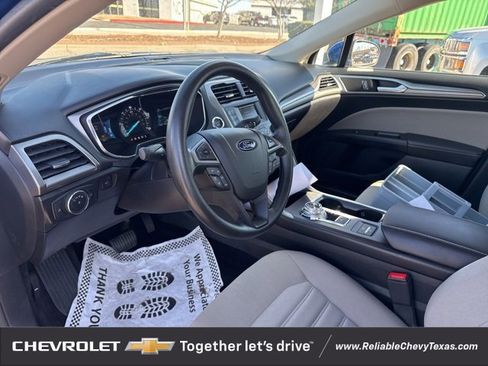 Used 2017 Ford Fusion S image 19