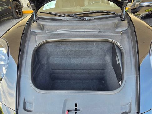 Used 2021 Porsche 911 Carrera RWD image 23