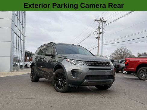 Used 2016 Land Rover Discovery Sport SE AWD/4WD image 1