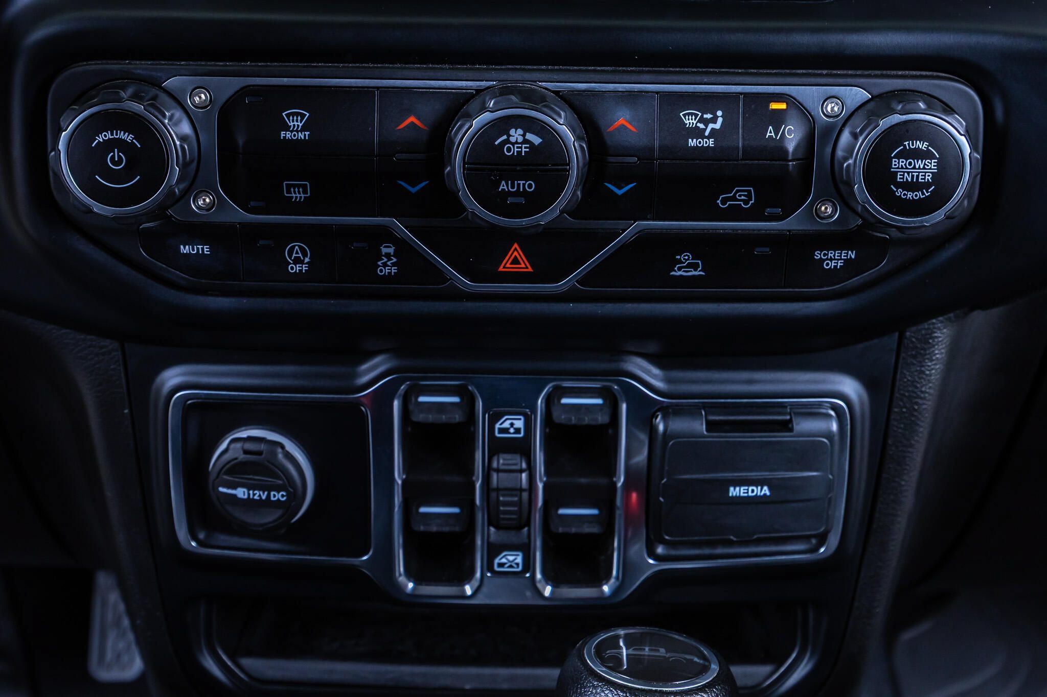Used 2023 Jeep Gladiator Sport AWD/4WD image 25