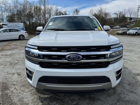 Used 2023 Ford Expedition Max Limited image 2