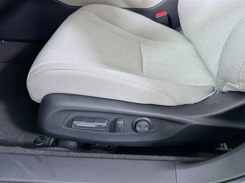 Used 2025 Honda Accord SE image 9