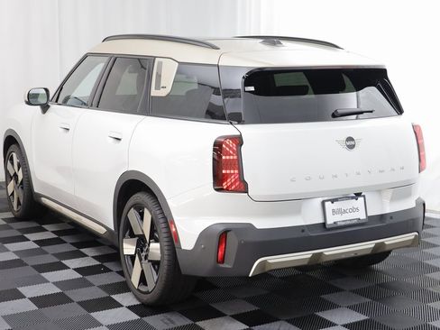 Certified 2025 MINI Cooper Countryman S w/ Comfort Package Max image 15