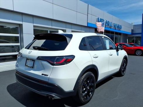 Used 2023 Honda HR-V Sport image 7