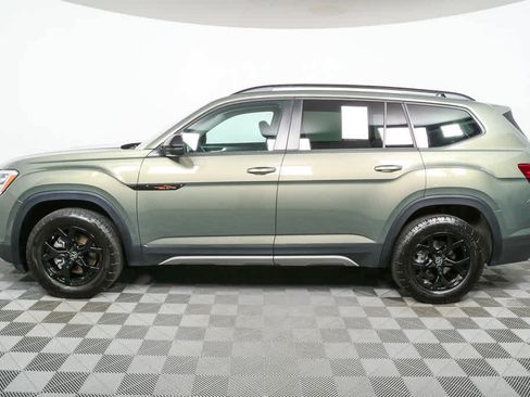 Certified 2025 Volkswagen Atlas Peak Edition SE image 31