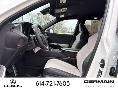 New 2026 Lexus TX 500h AWD image 21