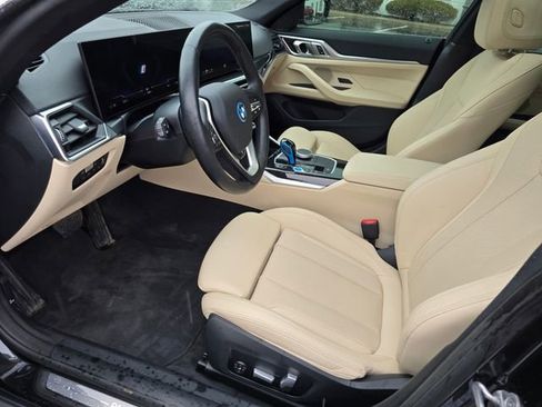 Used 2023 BMW i4 eDrive35 w/ Premium Package image 16