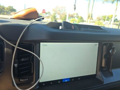 Certified 2025 Ford Bronco Big Bend image 8