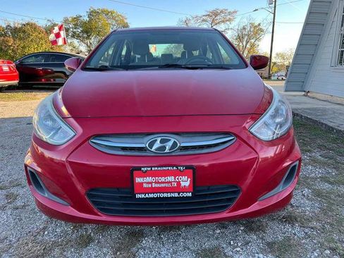 Used 2017 Hyundai Accent SE image 3
