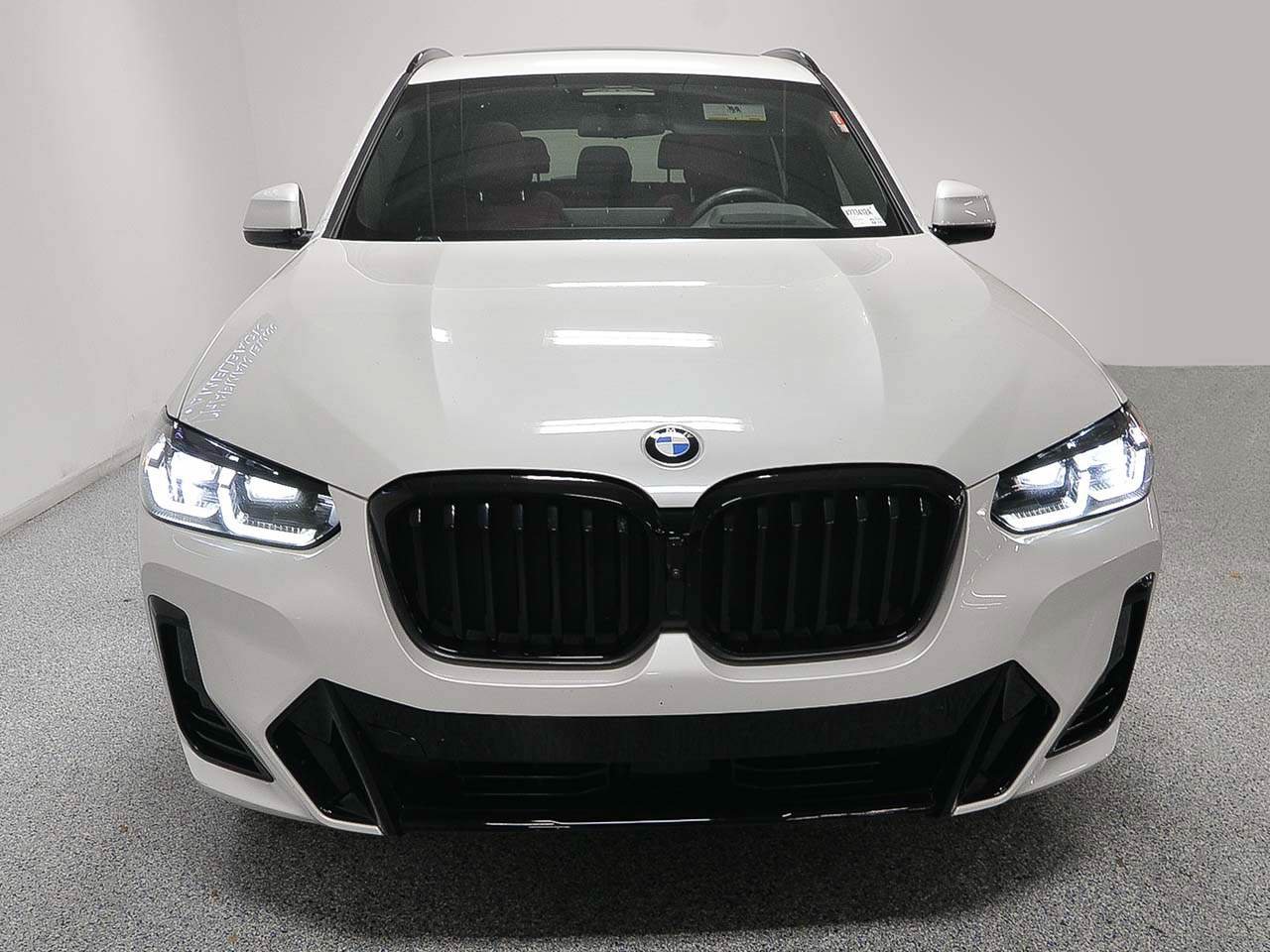 Used 2024 BMW X3 sDrive30i w/ Premium Package RWD image 2