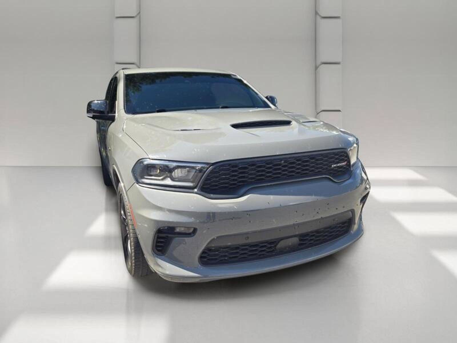 Used 2023 Dodge Durango R/T RWD image 3