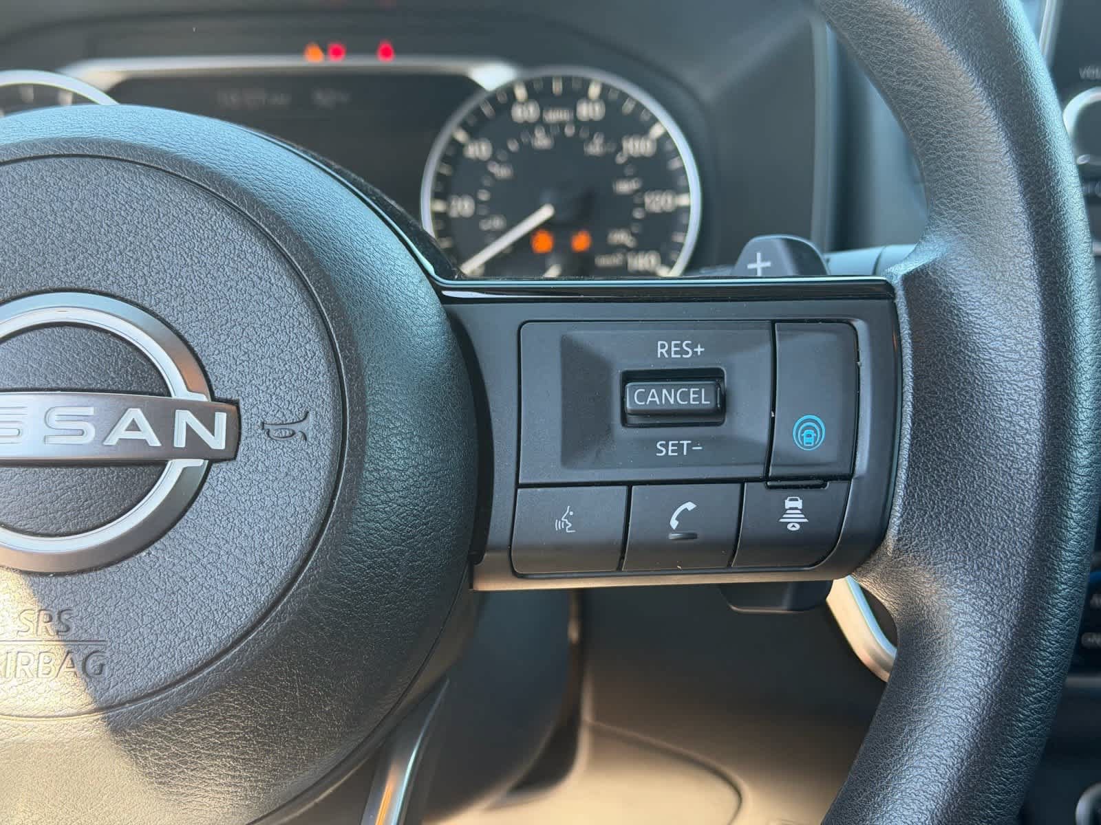 Certified 2023 Nissan Rogue SV FWD image 12