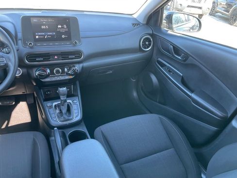 Used 2023 Hyundai Kona SEL image 8