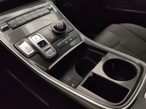 Used 2021 Hyundai Santa Fe SEL w/ Convenience Package image 26