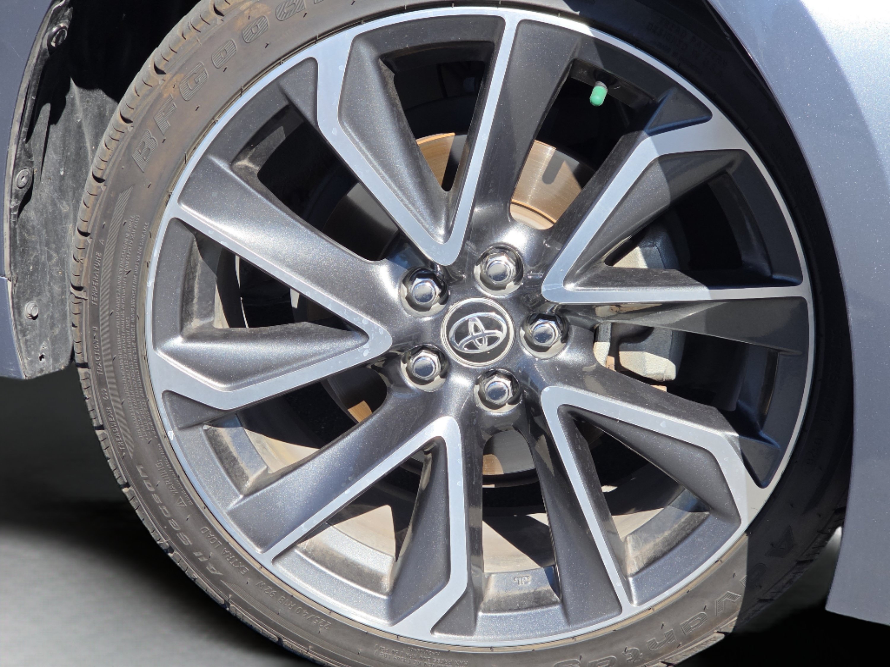 Used 2020 Toyota Corolla SE FWD image 16