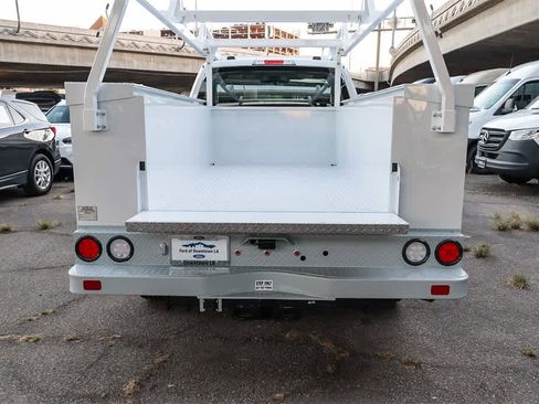 New 2026 Ford F250 XL w/ XL Chrome Package image 31