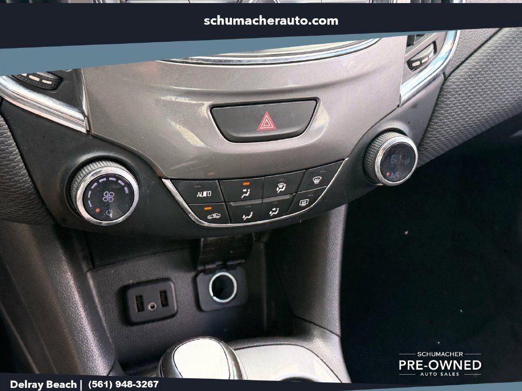 Used 2019 Chevrolet Cruze LT w/ RS Package FWD image 21