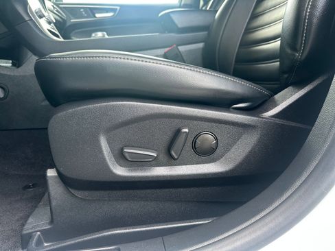 Used 2024 Ford Edge SEL image 22