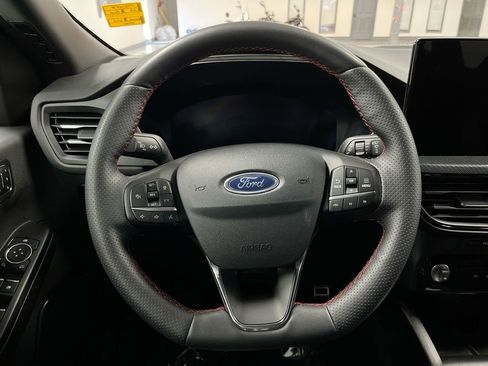 Used 2023 Ford Escape ST-Line Select w/ Tech Pack #2 image 16