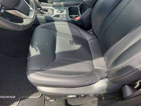 Used 2023 Subaru Forester Limited image 27