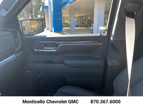 New 2026 Chevrolet Silverado 1500 LT Trail Boss w/ Convenience Package II image 16