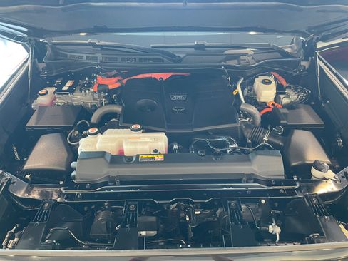 Certified 2023 Toyota Sequoia Platinum image 22