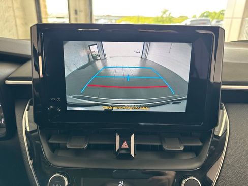 Used 2024 Toyota Corolla LE FWD image 24