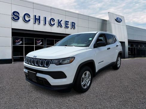 Used 2022 Jeep Compass Sport FWD image 4
