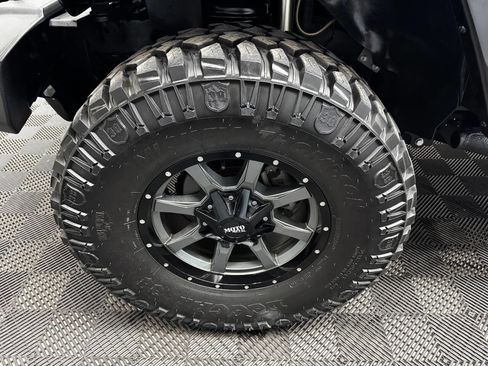 Used 2015 Jeep Wrangler Unlimited Sport w/ Quick Order Package 24S image 19