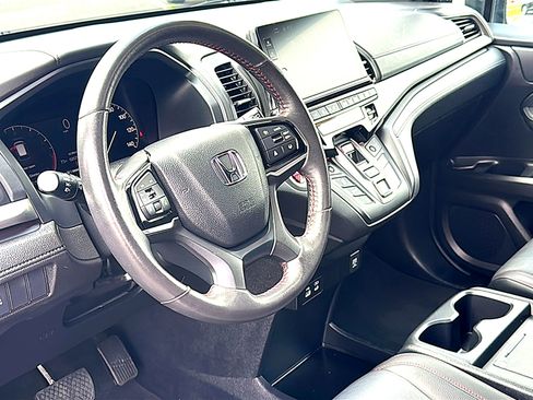 Used 2025 Honda Odyssey Sport-L image 12