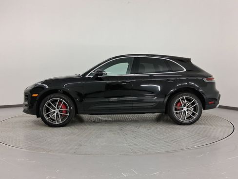 New 2026 Porsche Macan S image 2