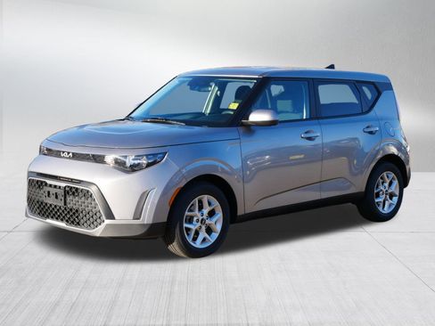 Certified 2024 Kia Soul LX w/ Option Group 015 image 3
