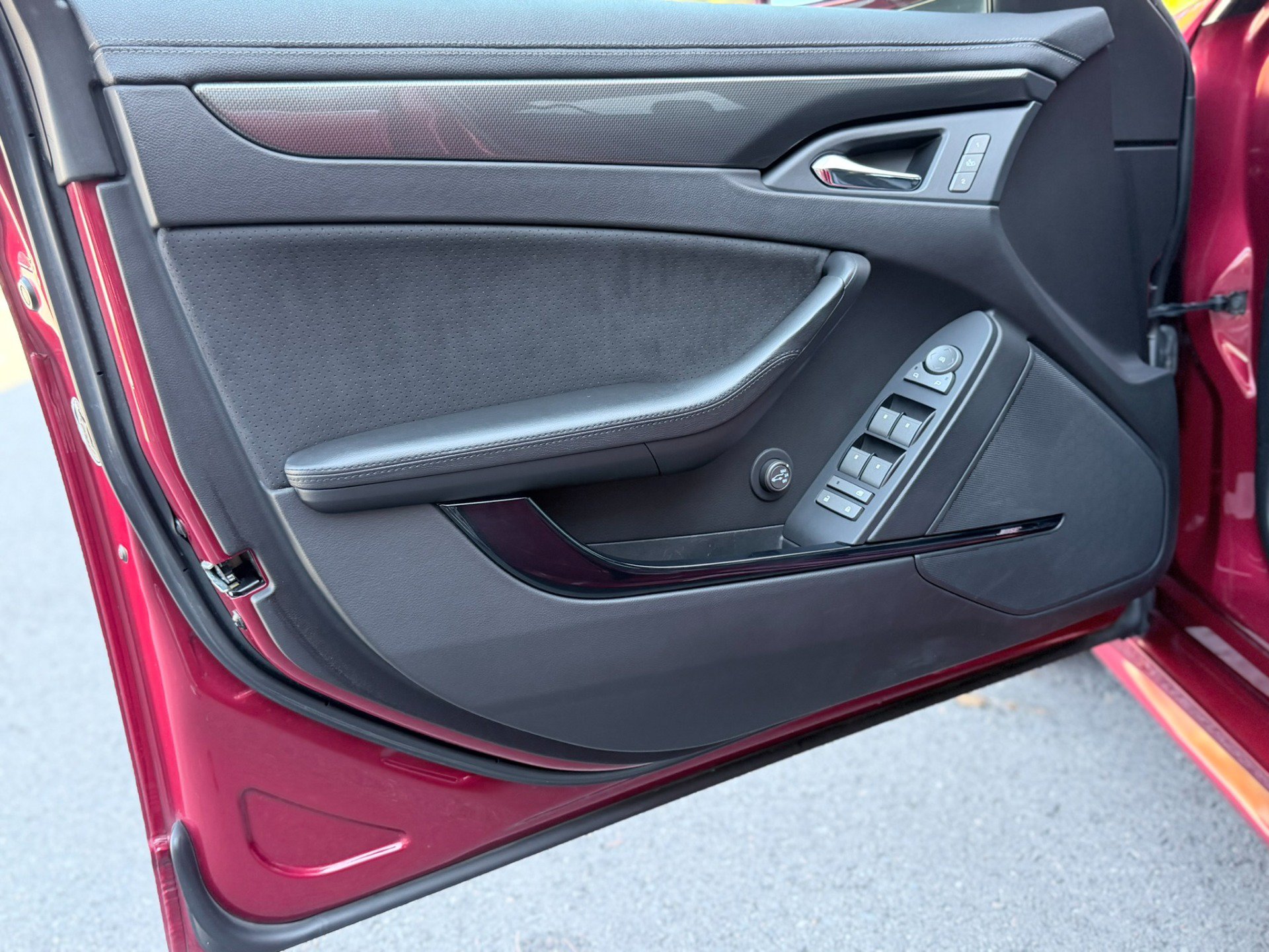 Used 2011 Cadillac CTS V RWD image 21