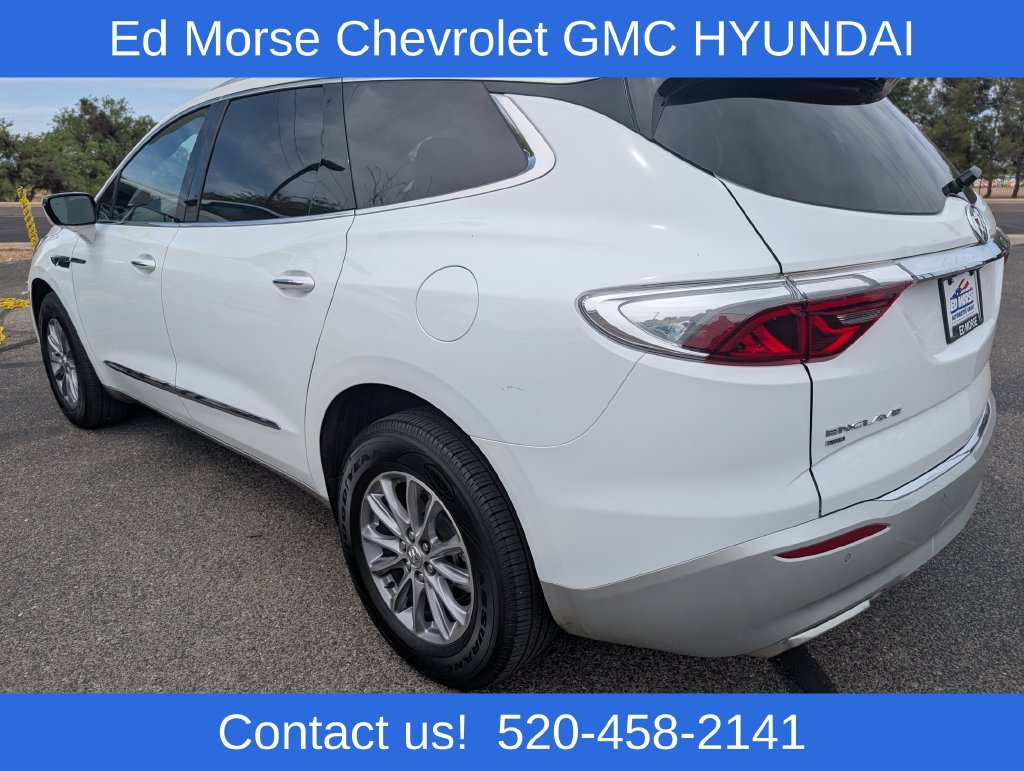 Used 2024 Buick Enclave Premium AWD/4WD image 3