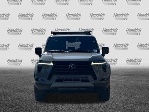 Used 2024 Lexus GX 550 AWD/4WD image 10
