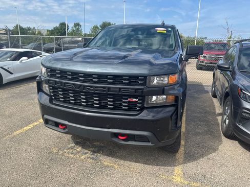 Used 2020 Chevrolet Silverado 1500 Custom Trail Boss w/ Custom Convenience Package AWD/4WD image 3