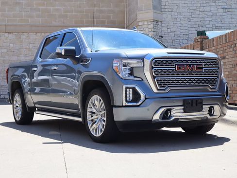 Used 2019 GMC Sierra 1500 Denali w/ Denali Ultimate Package AWD/4WD image 2