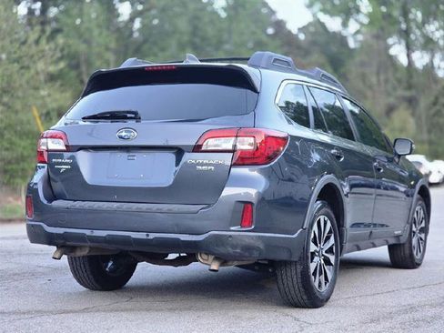 Used 2017 Subaru Outback 3.6R Limited image 9