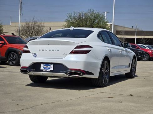 Used 2025 Genesis G70 2.5T w/ Sport Prestige Package image 8