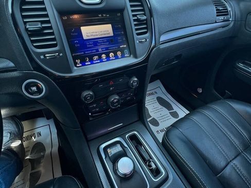 Used 2015 Chrysler 300 S RWD image 28