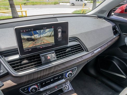 Used 2018 Audi Q5 Prestige w/ Prestige Package AWD/4WD image 29